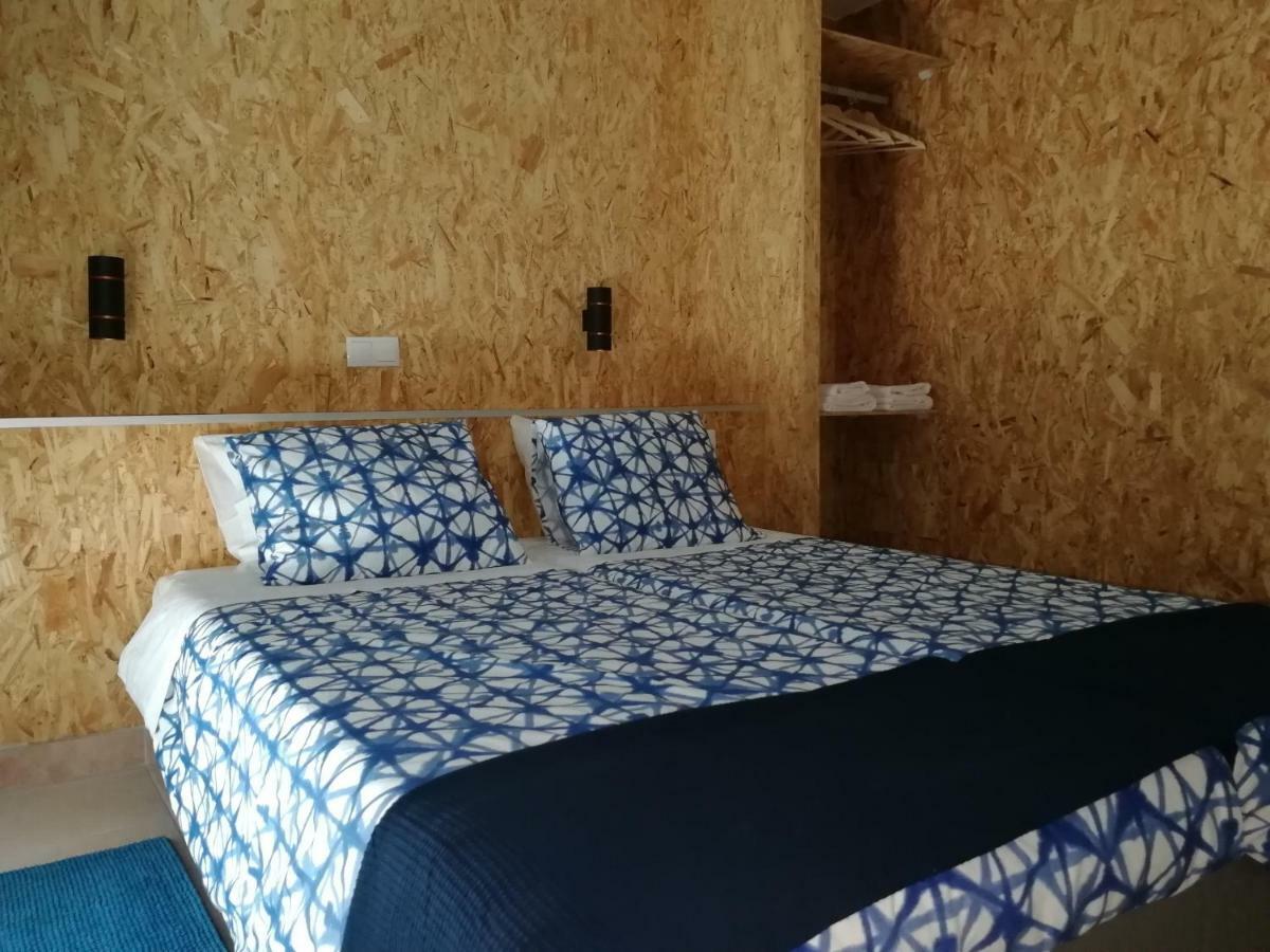 Ocean'S 7 - Lagos Guest House Екстериор снимка