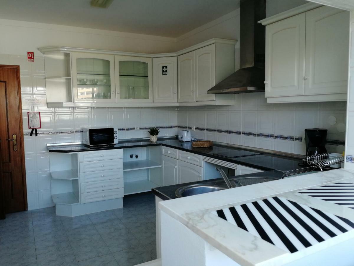 Ocean'S 7 - Lagos Guest House Екстериор снимка
