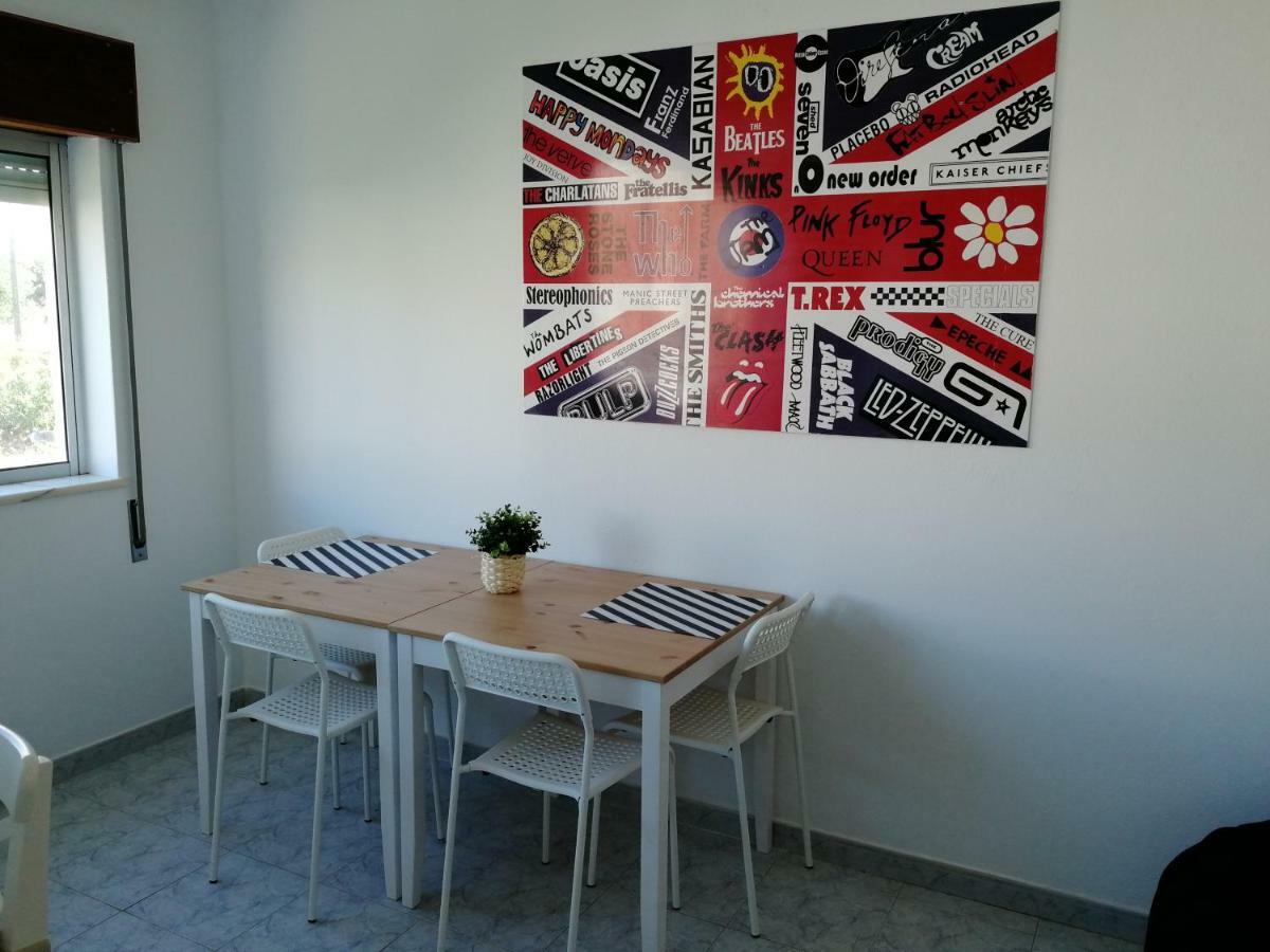 Ocean'S 7 - Lagos Guest House Екстериор снимка