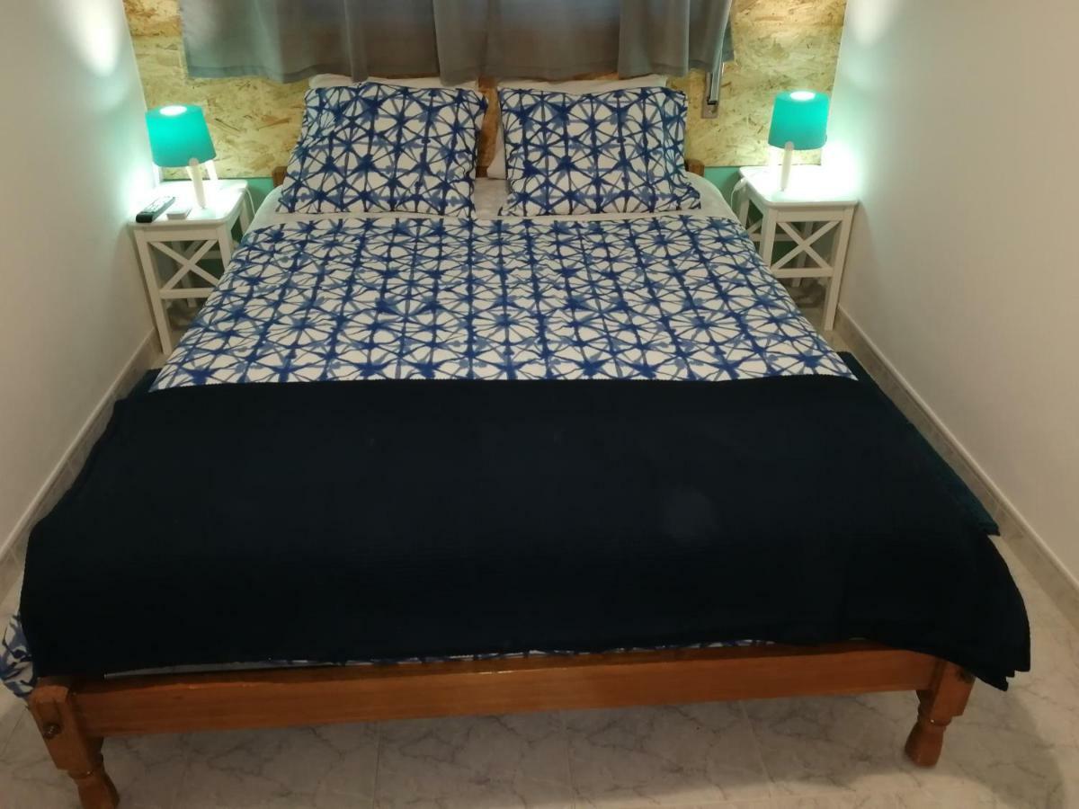 Ocean'S 7 - Lagos Guest House Екстериор снимка