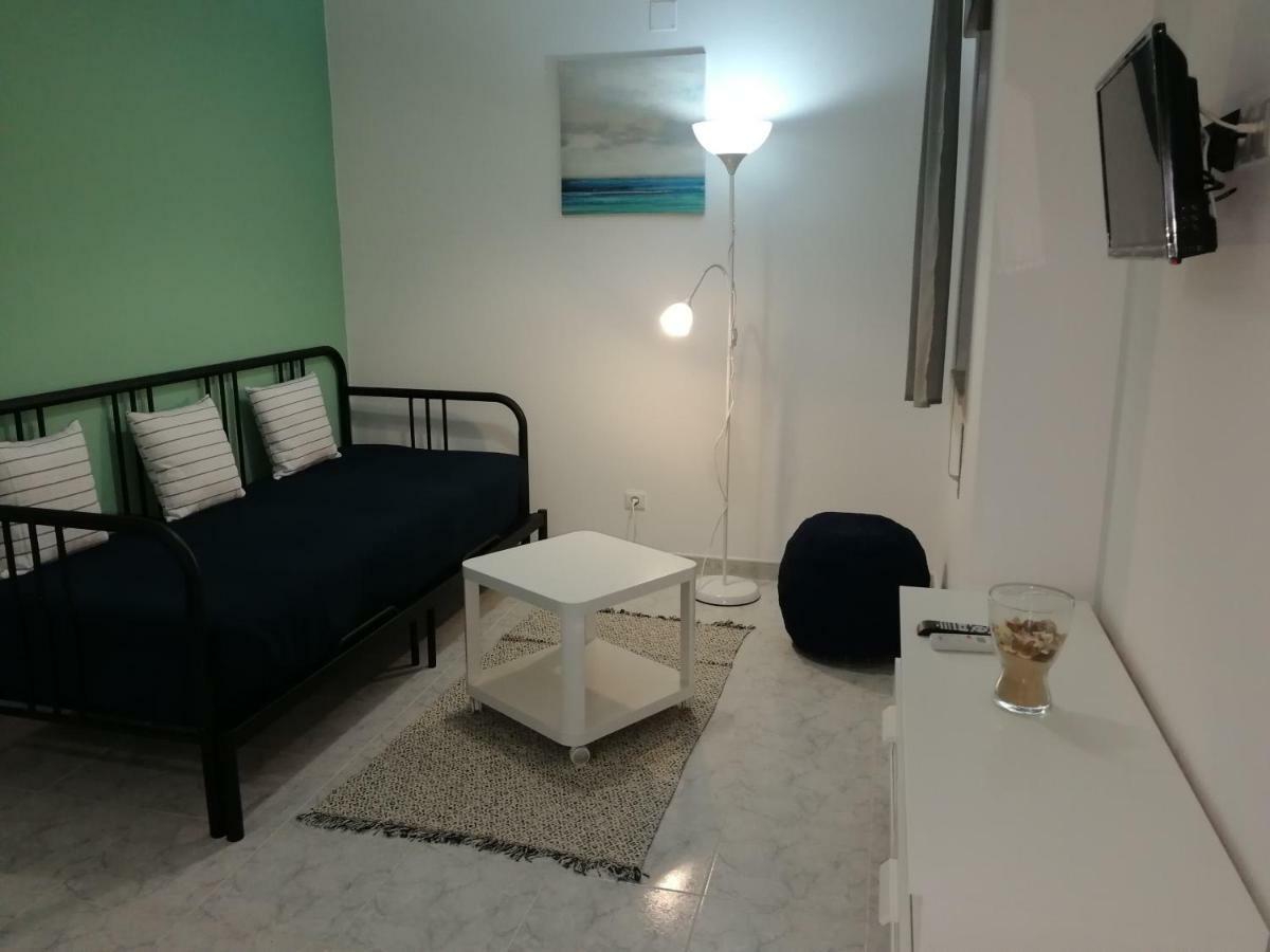 Ocean'S 7 - Lagos Guest House Екстериор снимка