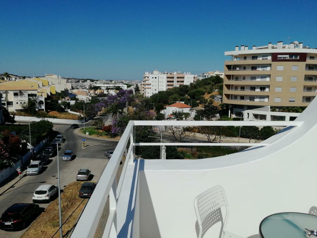 Ocean'S 7 - Lagos Guest House Екстериор снимка