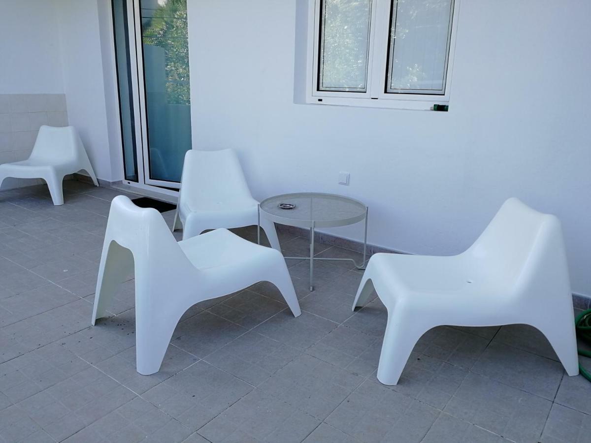 Ocean'S 7 - Lagos Guest House Екстериор снимка